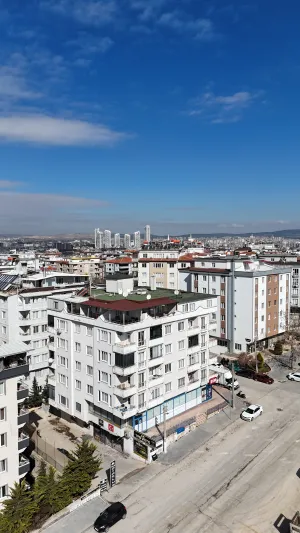 Kahraman Apt.