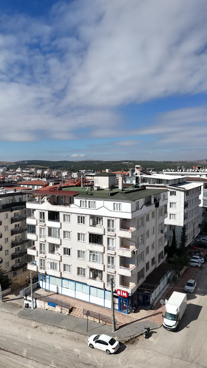 Kahraman Apt.