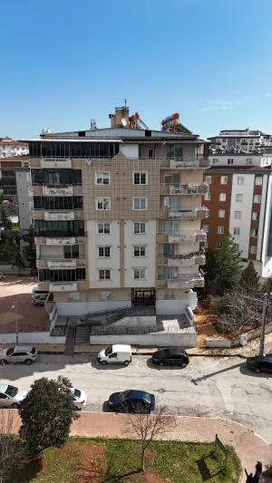 Yunus Emre Apt.